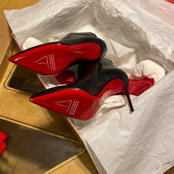 Christian Louboutin 
100mm So Kate Calfskin Booties - Picture 9 of 9